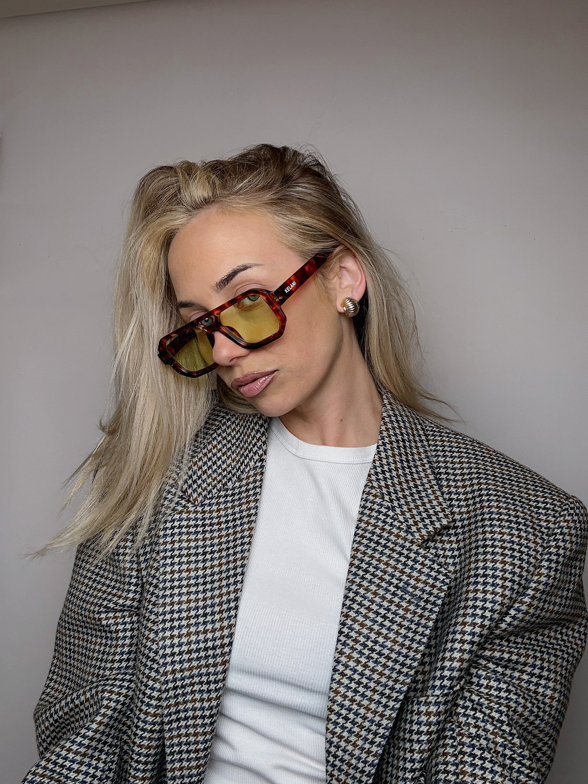 Amazonia XL - tortoiseshell yellow lenses