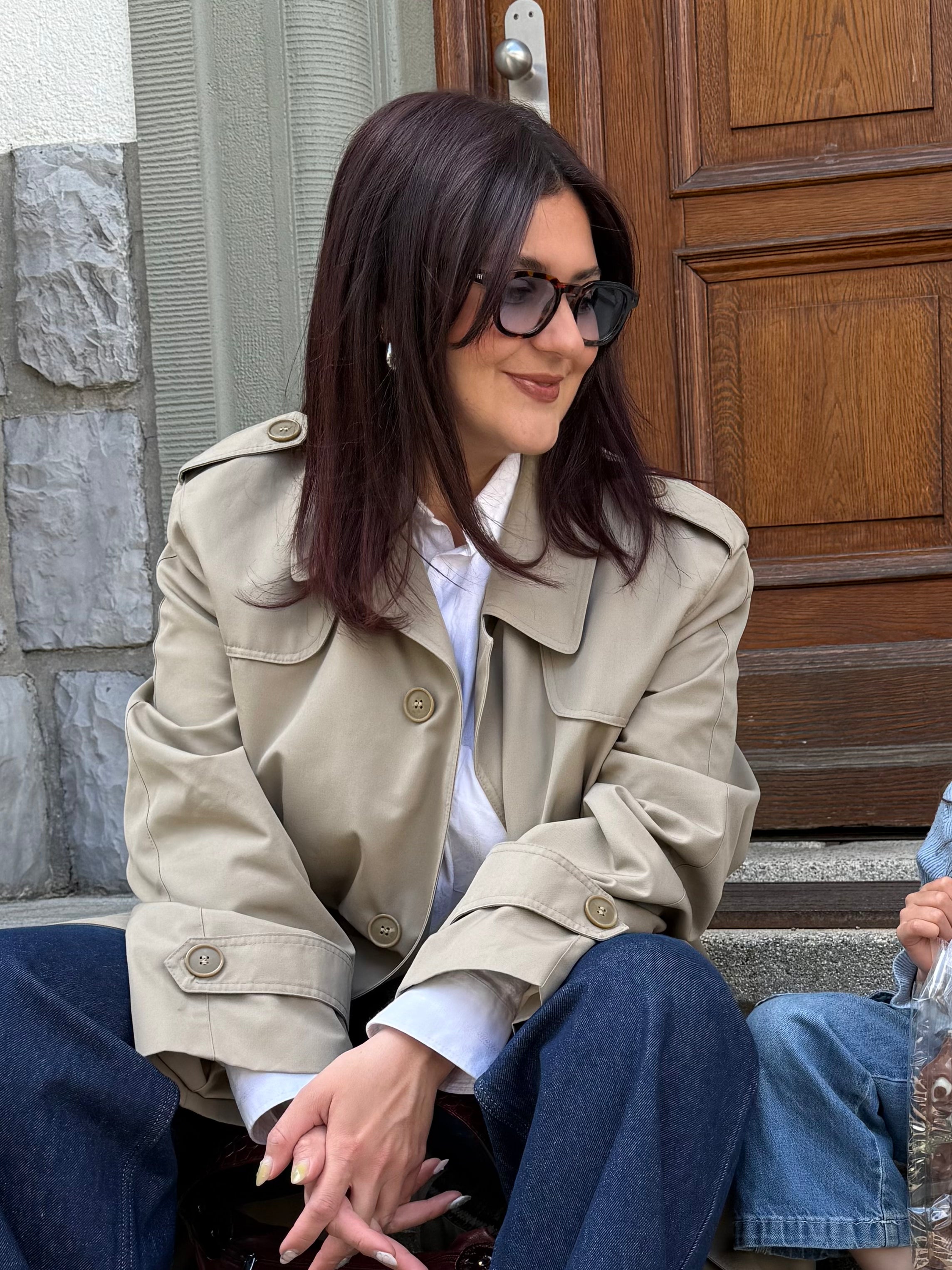 Lotus - tortoiseshell with blue lenses